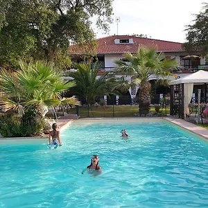 Oasis Apartahotel